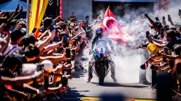 Mundial Superbike: Razgatlioglu arrasou no Algarve 