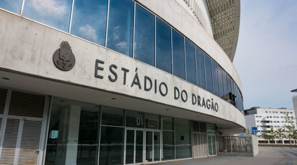 FC Porto vai questionar Liga sobre negócios de Rui Costa e Reinaldo Teixeira