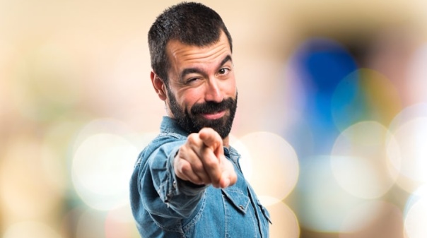 Quer ser uma pessoa mais cativante? Siga estes truques