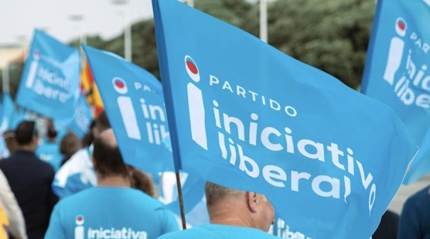 Iniciativa Liberal entregou lista de candidatos pelo Algarve para as legislativas