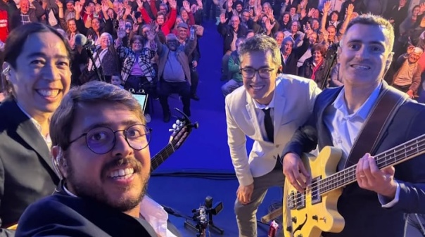 Brasa Doirada comemora 10 anos no Teatro Lethes 