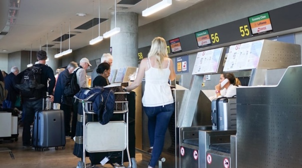 Apagão: Operação nos aeroportos a decorrer com normalidade 