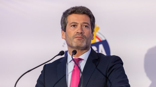 André Ventura transportado para o hospital de Faro para ser avaliado