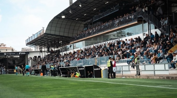 Farense desce à II Liga