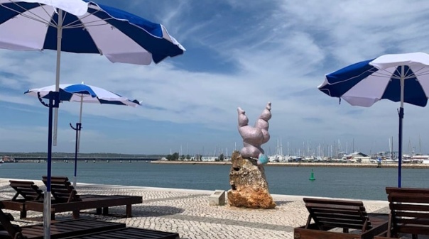 «Ribeirinha Beach» promete música, animação e sustentabilidade em Portimão