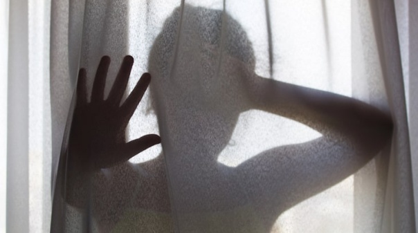 Olhão: Mulher em estado grave depois de ter sido agredida por marido na presença dos filhos 
