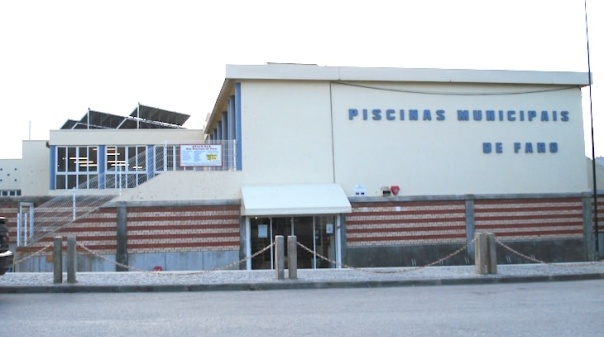 Festival Saber Nadar reúne mais de mil crianças nas Piscinas Municipais de Faro