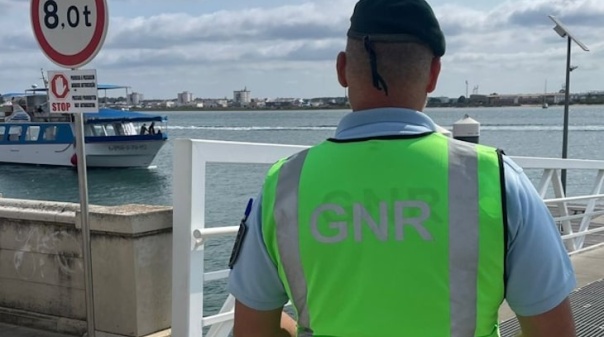 VRSA: Homem detido ao tentar entrar em Portugal com documento falso