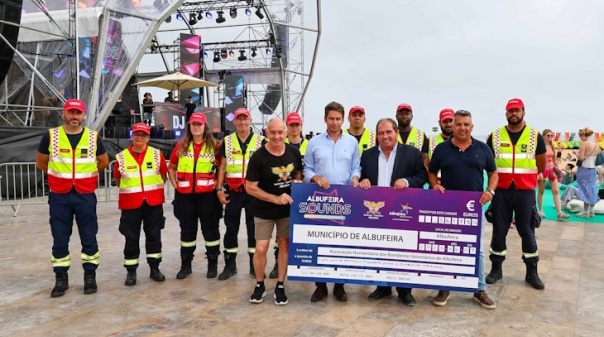 “Albufeira Sounds” entregou 6 mil euros aos Bombeiros Voluntários