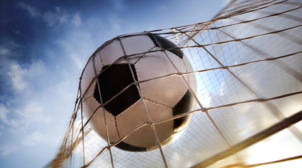 Farense repudia críticas de Pastor e acusa jogador de ingratidão