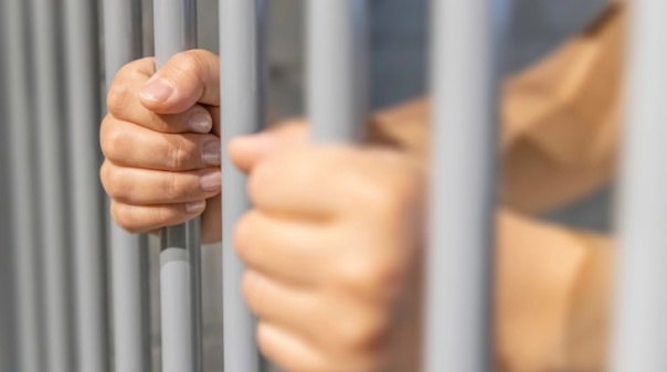 Doador anónimo paga multa e permite antecipar libertação do principal suspeito no caso Maddie