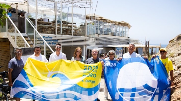 Praias de Lagoa iniciaram época balnear com galardões de qualidade e acessibilidade