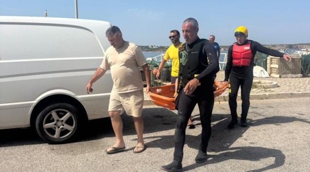 Mulher foi auxiliada na praia do Beliche em Sagres  