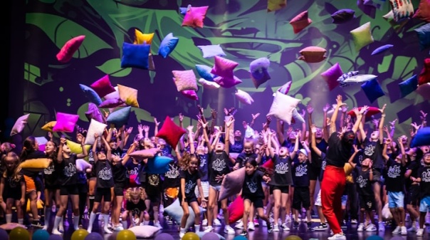 Academia de Dança do Algarve apresenta "espetáculo de fim de época" no Teatro das Figuras