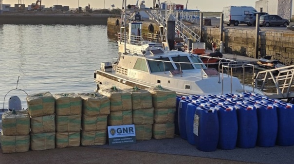 GNR apreende 1.500 quilos de haxixe na Ria Formosa
