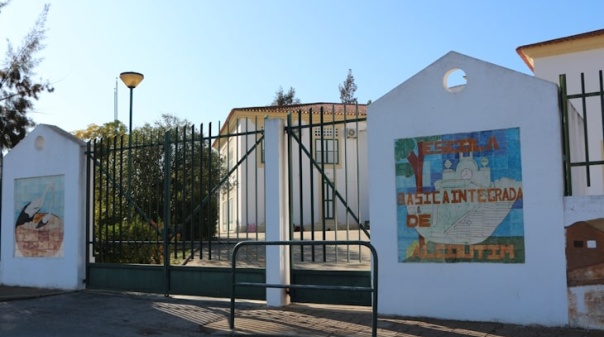 Firmado protocolo para combater desigualdades educativas em Alcoutim 