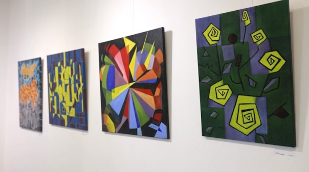 Exposição de pintura da autoria de Morcy patente na EMARP até setembro 