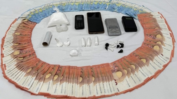 Homem detido em Quarteira com mais de 1100 doses de cocaína 