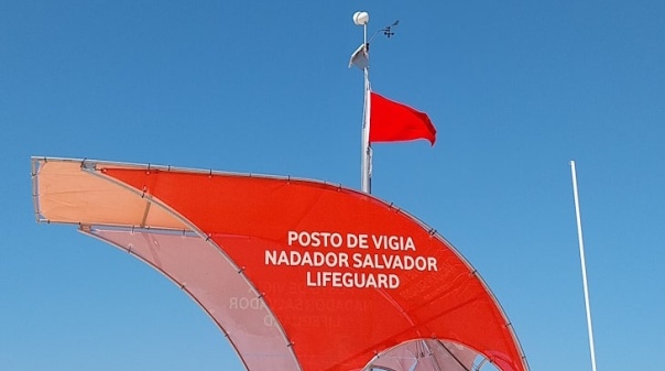 Interditados banhos nas praias Verde e da Alagoa em Altura por contaminação microbiológica