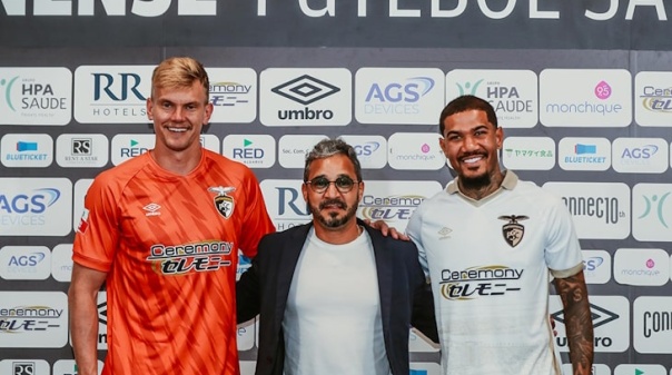 Portimonense garante guarda-redes Douglas Friedrich e médio Zé Gabriel
