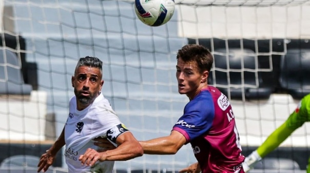 Torreense estreia-se a ganhar na II Liga com goleada em casa do Farense