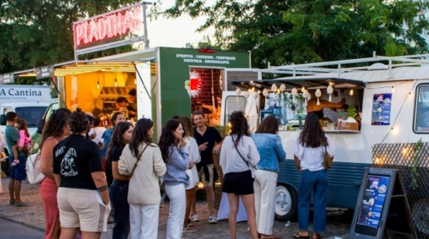 Portimão recebe evento que junta gastronomia, música ao vivo e animação junto ao rio Arade