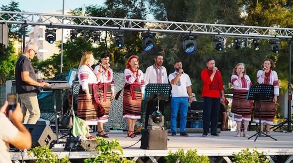 Música, artesanato e gastronomia voltam a aproximar Lagos à Ucrânia
