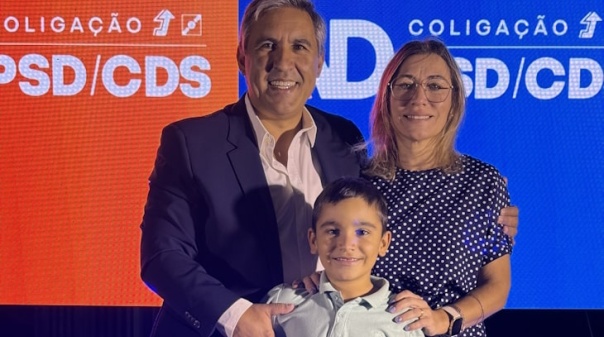 Autárquicas: António Andrade apresentou candidatura pela AD à Câmara de Olhão