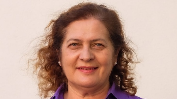 Autárquicas: Manuela Vardasta é candidata da CDU à Câmara Municipal de Albufeira