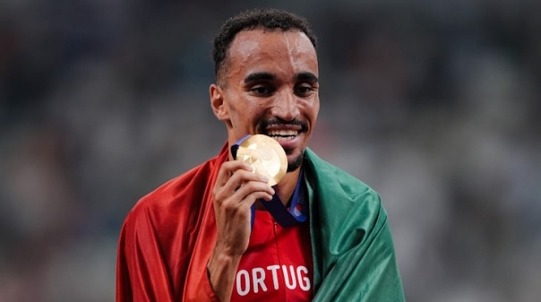 Isaac Nader conquista título mundial nos 1.500 metros