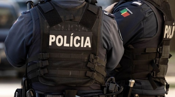 Mulher salta de varanda para fugir do companheiro em Lagos