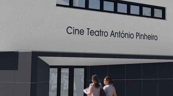Cineteatro António Pinheiro em Tavira reabre após longa requalificação