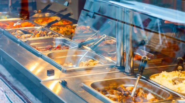 População portuguesa continua a consumir o dobro das calorias recomendadas