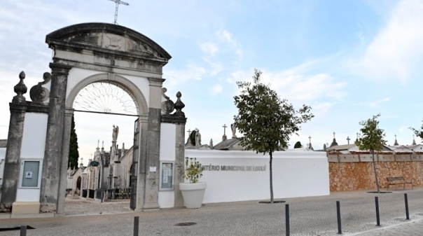 Obras no Cemitério de Loulé não impedem visitas no dia 1 de novembro