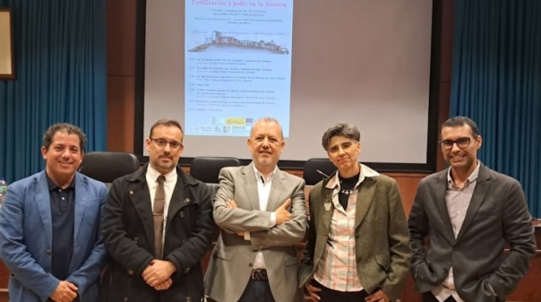 Historiadores e arqueólogos do Baixo Guadiana participaram em colóquio na Universidade de Huelva  