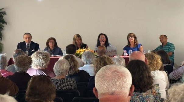 Lançado livro centrado na história dos veículos de tração animal no Algarve 