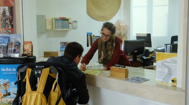 Câmara de São Brás de Alportel promove formação para atendimento a pessoas com deficiência