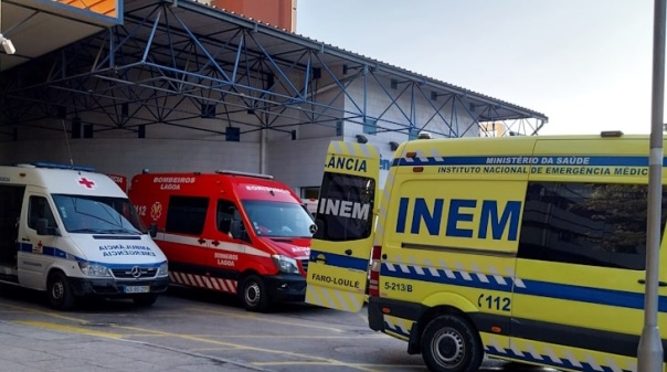 Hospital de Faro recebeu seis feridos ap&oacute;s fen&oacute;meno de vento em Albufeira