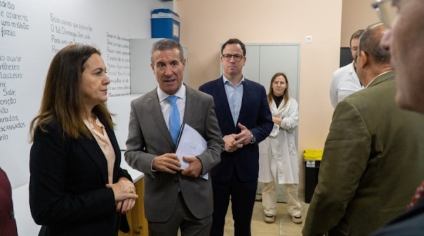 Ministra da Justi&ccedil;a visitou os Estabelecimentos Prisionais de Olh&atilde;o e Faro