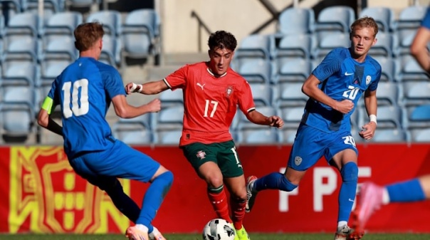 Sele&ccedil;&atilde;o Sub-17: Equipa das quinas derrotou a Eslov&eacute;nia por 4-2 no Est&aacute;dio Algarve
