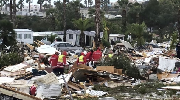 Mau tempo: Albufeira, Lagoa e Silves com estufas destruídas e árvores arrancadas