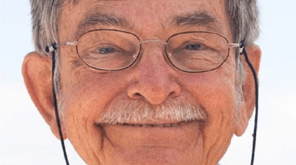 Consultor Jack Soifer apresenta obras de sua autoria no Museu de Portimão