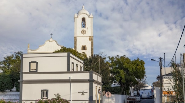Igreja de Santa Bárbara de Nexe em vias de ser classificada Monumento de Interesse Público
