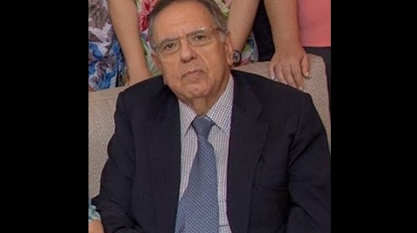 Município de Faro expressa "profundo pesar" pelo falecimento do economista José Zeferino