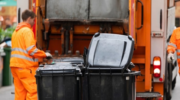 Greve suspende recolha de lixo no concelho de Silves 