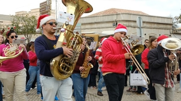 Banda Filarmónica promove desfile anual de Natal em São Brás de Alportel
