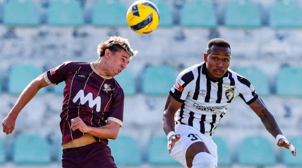 II Liga: Leix&otilde;es venceu "aflito" Portimonense com reviravolta no marcador