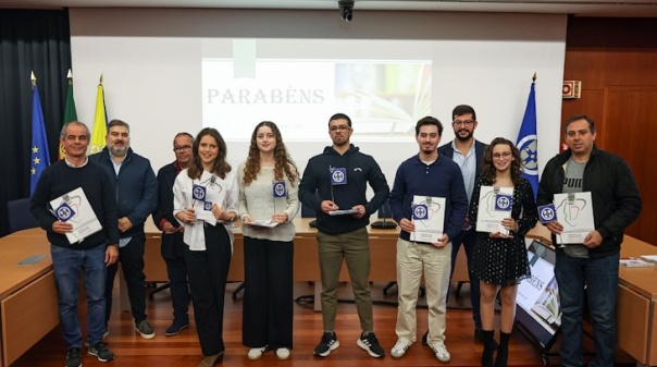 Melhores alunos do Secund&aacute;rio de Lagos, Aljezur e Vila do Bispo premiados pela Terras do Infante