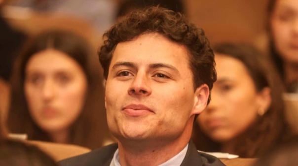 Presidente da Juventude Popular de Faro critica declara&ccedil;&otilde;es de Ant&oacute;nio Miguel Pina sobre cria&ccedil;&atilde;o do curso de Direito na UAlg