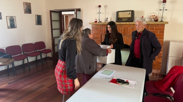 Munic&iacute;pio de Faro distribuiu 550 cabazes de Natal a fam&iacute;lias carenciadas 